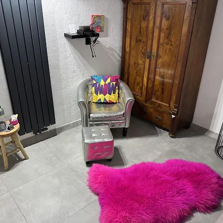 Gemuetliches Kellerzimmer + Bad Bocholt