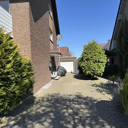 Gemuetliches Kellerzimmer + Bad Bocholt