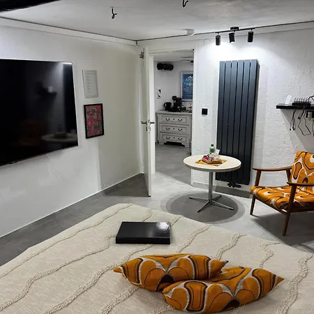 Séjour chez l'habitant Gemuetliches Kellerzimmer + Bad Bocholt