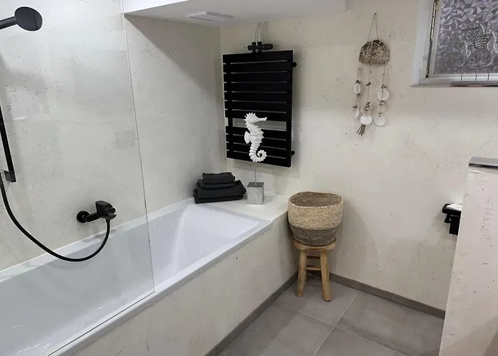 Gemuetliches Kellerzimmer + Bad * Bocholt